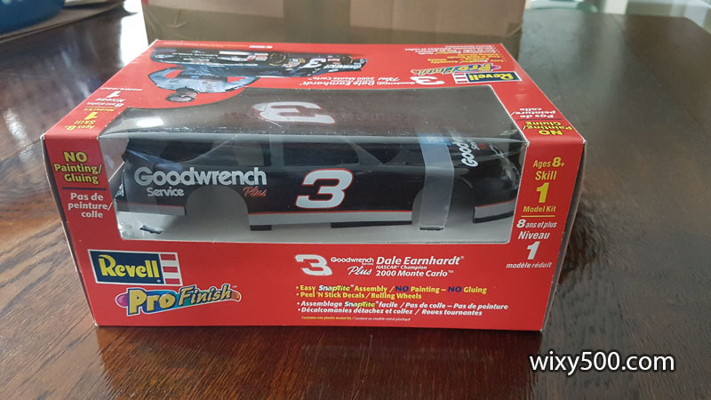 Dale Earnhardt Chev Monte Carlo, 2000 "Goodwrench". 1/24 scale by Revell. Easy to build SanpTite kit, see HERE). $20.