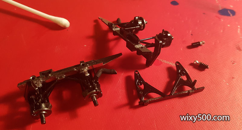 Front suspension sub-assemblies are fiddly and frustrating.